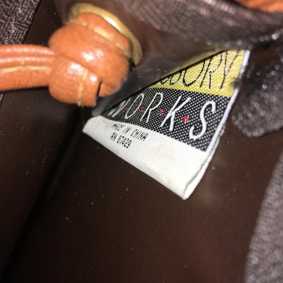 Large wallet on string - Picture 5 of 5